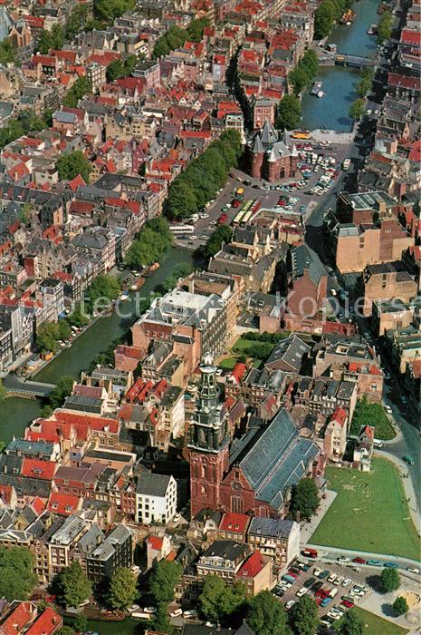 Amsterdam Niederlande Luchtopname van de Zuiderkerk en de Waa