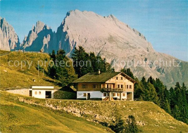 Schlern AVS Schutzhütte mit Plattkofel Dolomite
