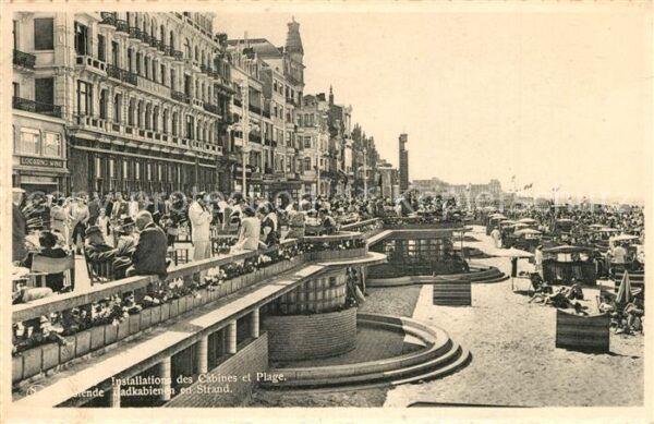 Ostende Oostende Installations des Cabines et Plage
