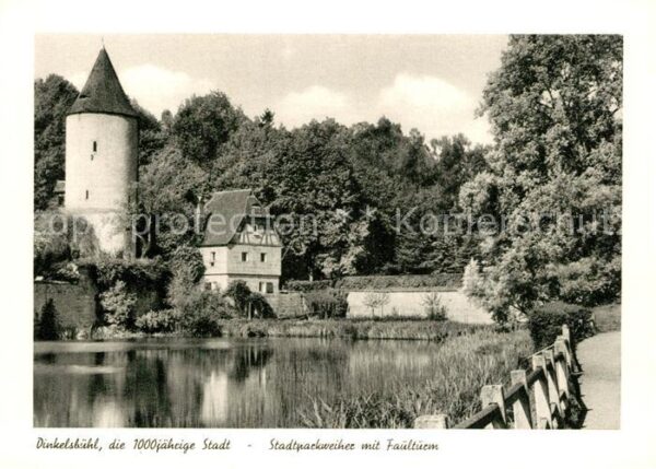Dinkelsbuehl Stadtparkweiher mit Faulturm