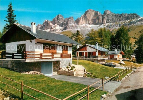 Karersee Suedtirol Ferienhäuser Rosengartengebiet Dolomite
