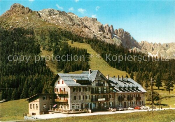 Karerpass Suedtirol Berghotel Dolomiten Hotel Passo Carezza