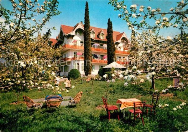 Meran Merano Pensione Angelica Garten Baumblüte