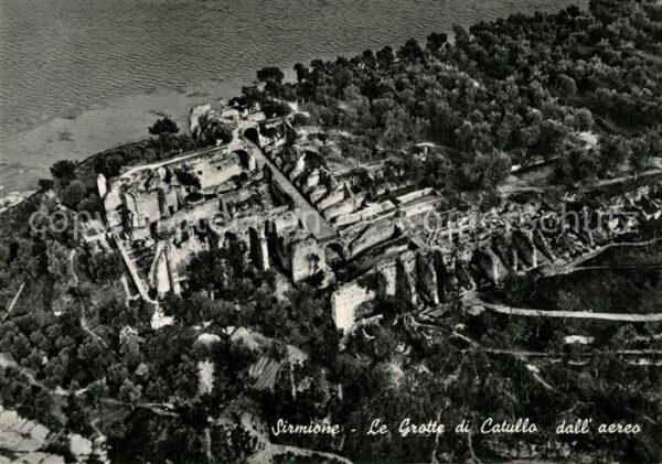 Sirmione Lago di Garda Fliegeraufnahme Le Grotte di Catullo