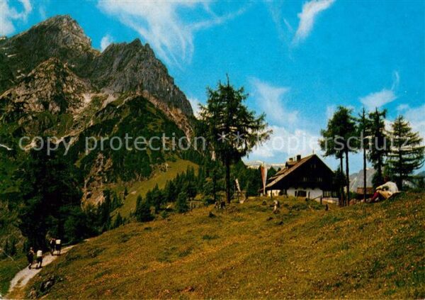 Werfener Huette Ostpreussenhütte mit Eibleck und Hochkö