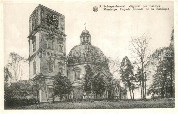 Montaigu Brabant Sherpenheuvel Zijgevel der Basiliek