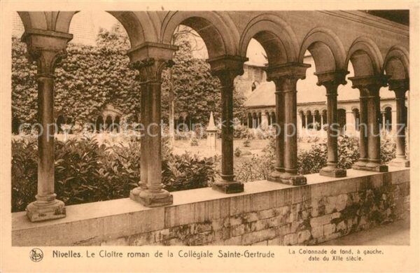 Nivelles Le Cloitre roman de la Collegiale Saint