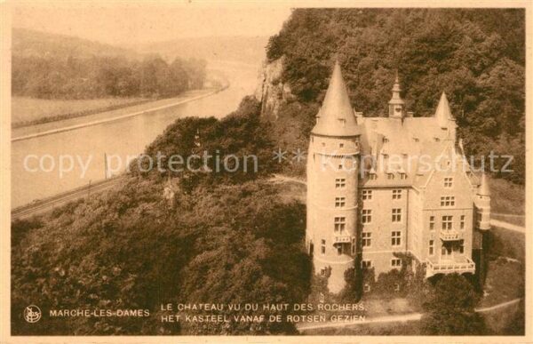 Marche-les-Dames Chateau vu du Haut des Rochers