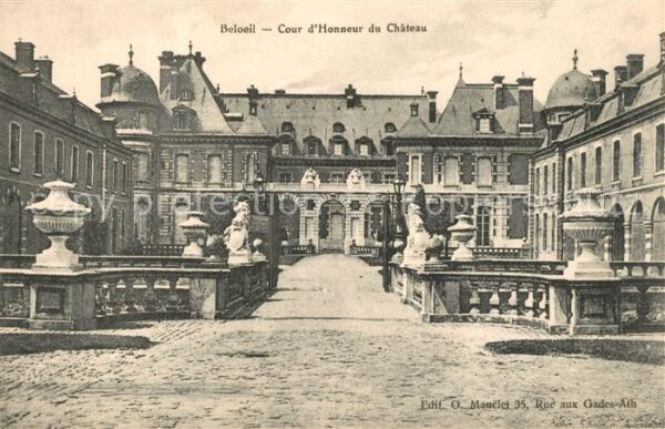 Beloeil Hainaut Cour d’Honneur du Chateau