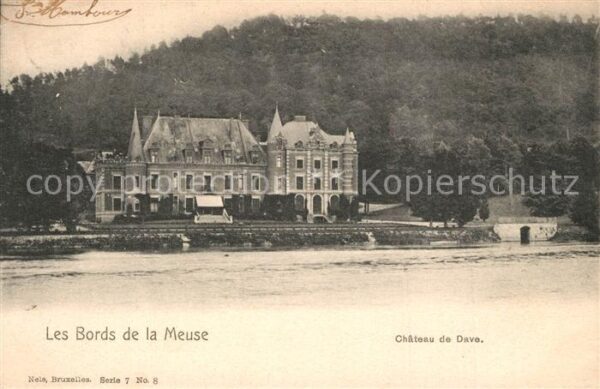 Dave Chateau aux bords de la Meuse