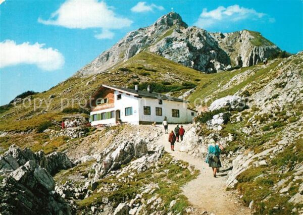 Lermoos Tirol Grubigsteinhaus mit Grubigstein Alpen