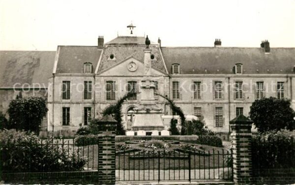 Bresles Hôtel de Ville Monument