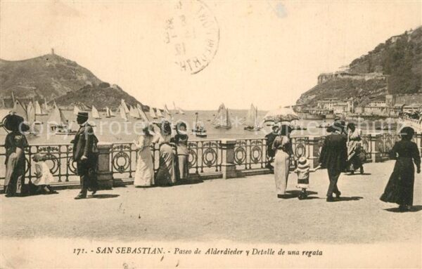 San Sebastian  Pais Vasco ES Paseo de Alderdieder y Detalle de una r