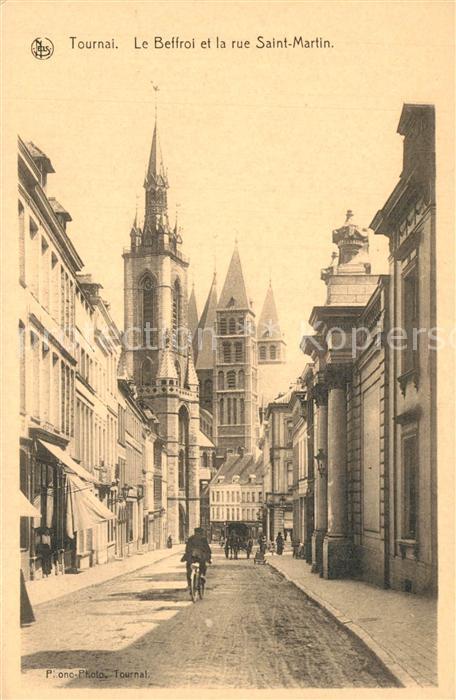 Tournai Hainaut Le Beffroi et la rue Saint Martin