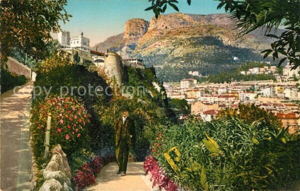 Monaco Le Palais du Prince et la Tete de Chien