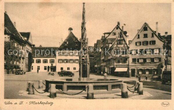 Ulm Donau Marktplatz Brunnen Altstadt