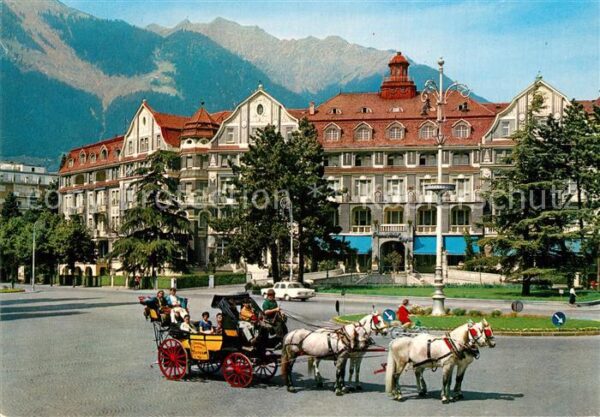 Meran Merano Piazza Mazzini Grand Hotel Emma Pferdek