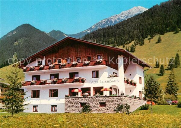 Lermoos Tirol Gästehaus Pension Haus Lusspark Alpen