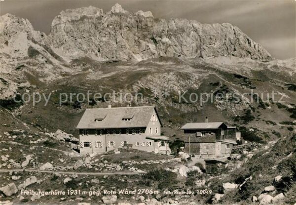 Lech Vorarlberg Freiburgerhütte mit Rote Wand