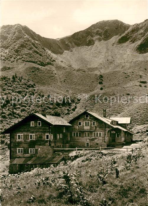 Kleinwalsertal Schwarzwasserhütte mit Grünhorn