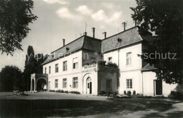 Vamosmikola Grundschule
