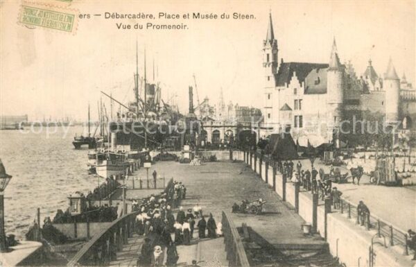 Anvers Antwerpen Debarcadere Place et Musee du Steen