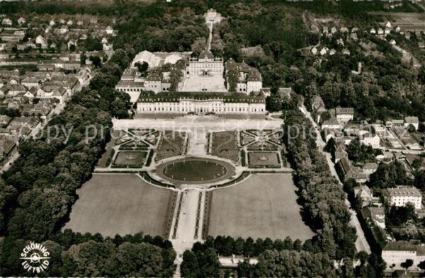 Ludwigsburg Wuerttemberg Residenzschloss und Schloss Favorite Fl