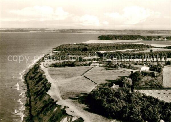 Travemuende Ostseebad Fliegeraufnahme mit Restaurant und Cafe