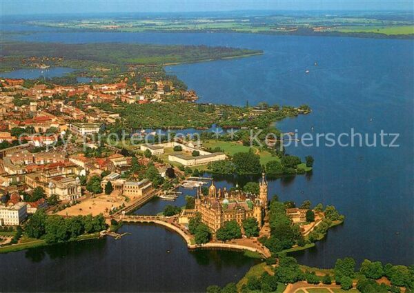 Schwerin Mecklenburg Schloss Staatstheater Museum Marstall A