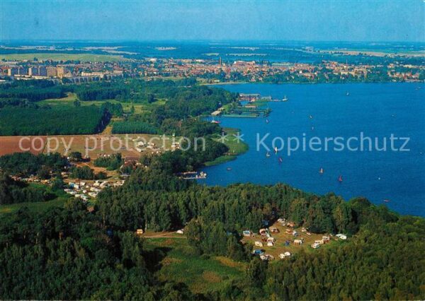 Waren Mueritz Fliegeraufnahme mit Campingplatz Kameru