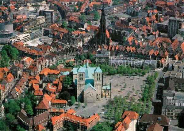 Muenster Westfalen Fliegeraufnahme mit Dom und St. Lambert
