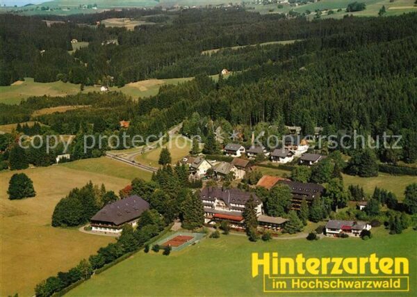 Hinterzarten Földiklinik Fliegeraufnahme