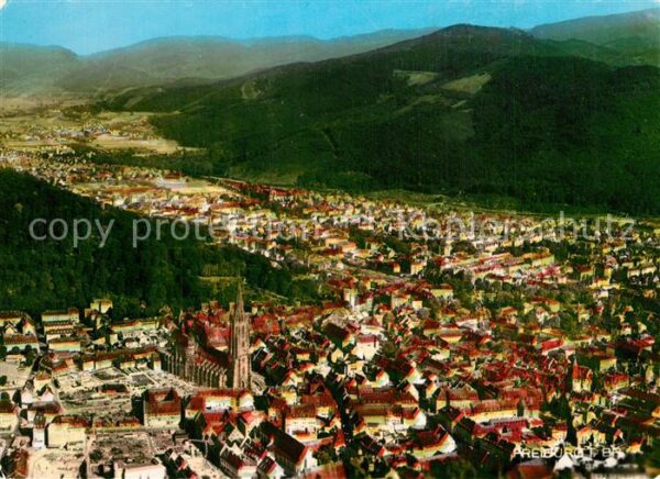 Freiburg Breisgau Fliegeraufnahme mit Münster