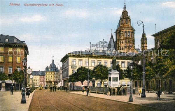 Mainz Rhein Dom Gutenbergplatz