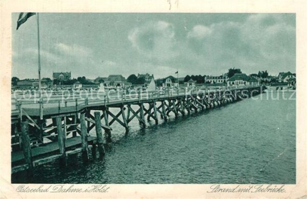 Dahme Ostseebad Holstein Strand mit Seebrücke