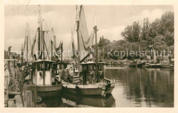 Warnemuende Ostseebad Fischerboote