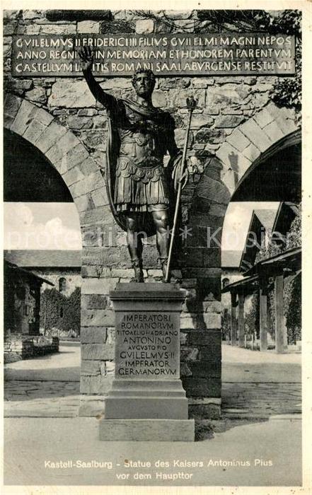 Kastell Saalburg Statue des Kaisers Antonius Pius vor de