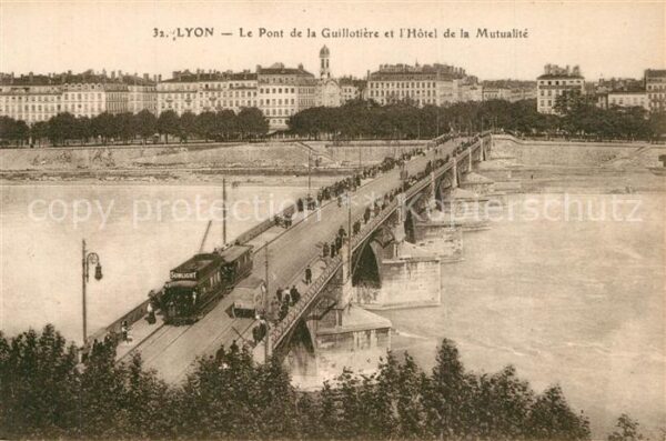 Strassenbahn Lyon Pont de la Guillotiere Hotel de la
