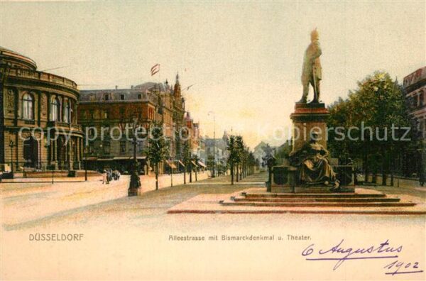 Duesseldorf Alleestrasse mit Bismarckdenkmal und Th