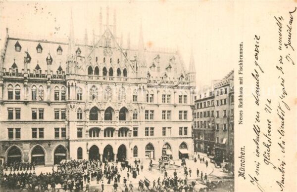 Muenchen Rathaus mit Fischbrunnen