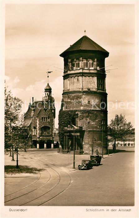 Duesseldorf Schlossturm in der Altstadt