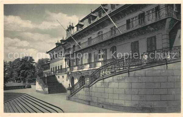 Pillnitz Lustschloss Wasserpalais von der Elbsei