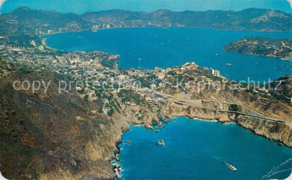 Acapulco Fliegeraufnahme Bay with the Quebrada