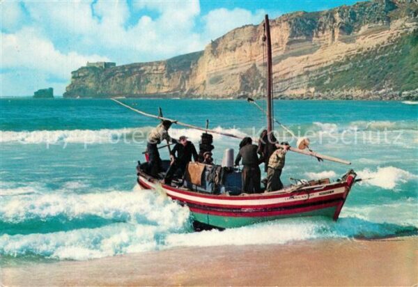 Nazare Italia Regresso da Pesca