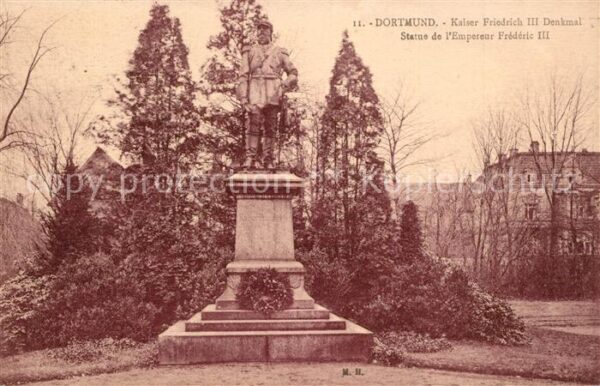 Dortmund Kaiser Friedrich III Denkmal Statue