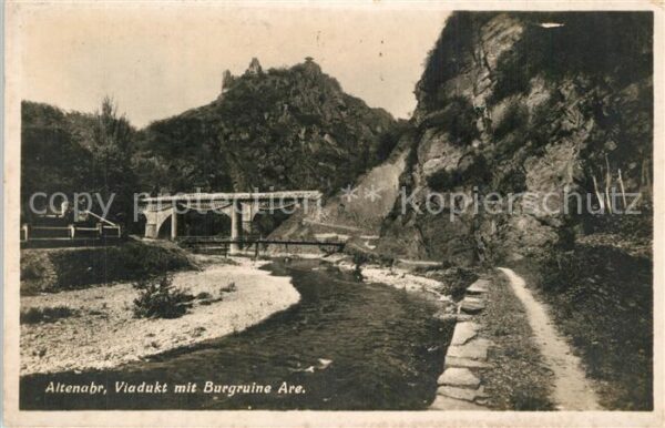 Altenahr Viadukt mit Burgruine Are