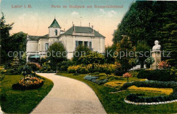 Lahr Baden Partie im Stadtpark mit Bismarckdenkmal