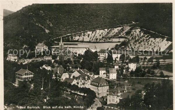 Bad Bertrich Panorama Blick auf katholische Kirche
