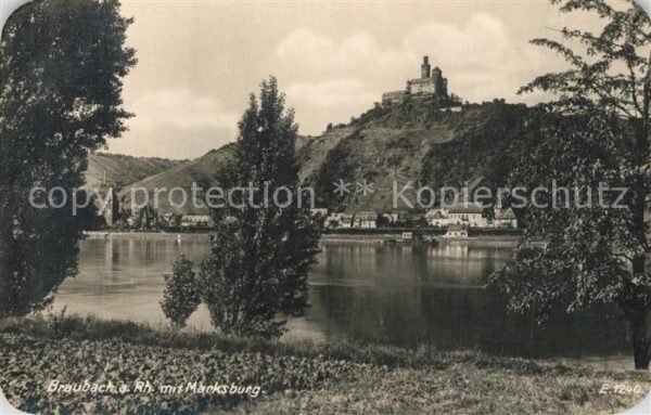 Braubach Rhein Uferpartie am Rhein mit Blick zur Marks