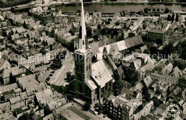 Luebeck Jacobikirche Fliegeraufnahme